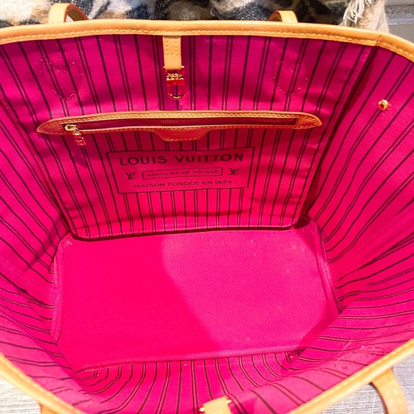 🌺LOUIS VUITTON NEVERFULL MM PIVOINE-RARE🌺 - Picture 7 of 12